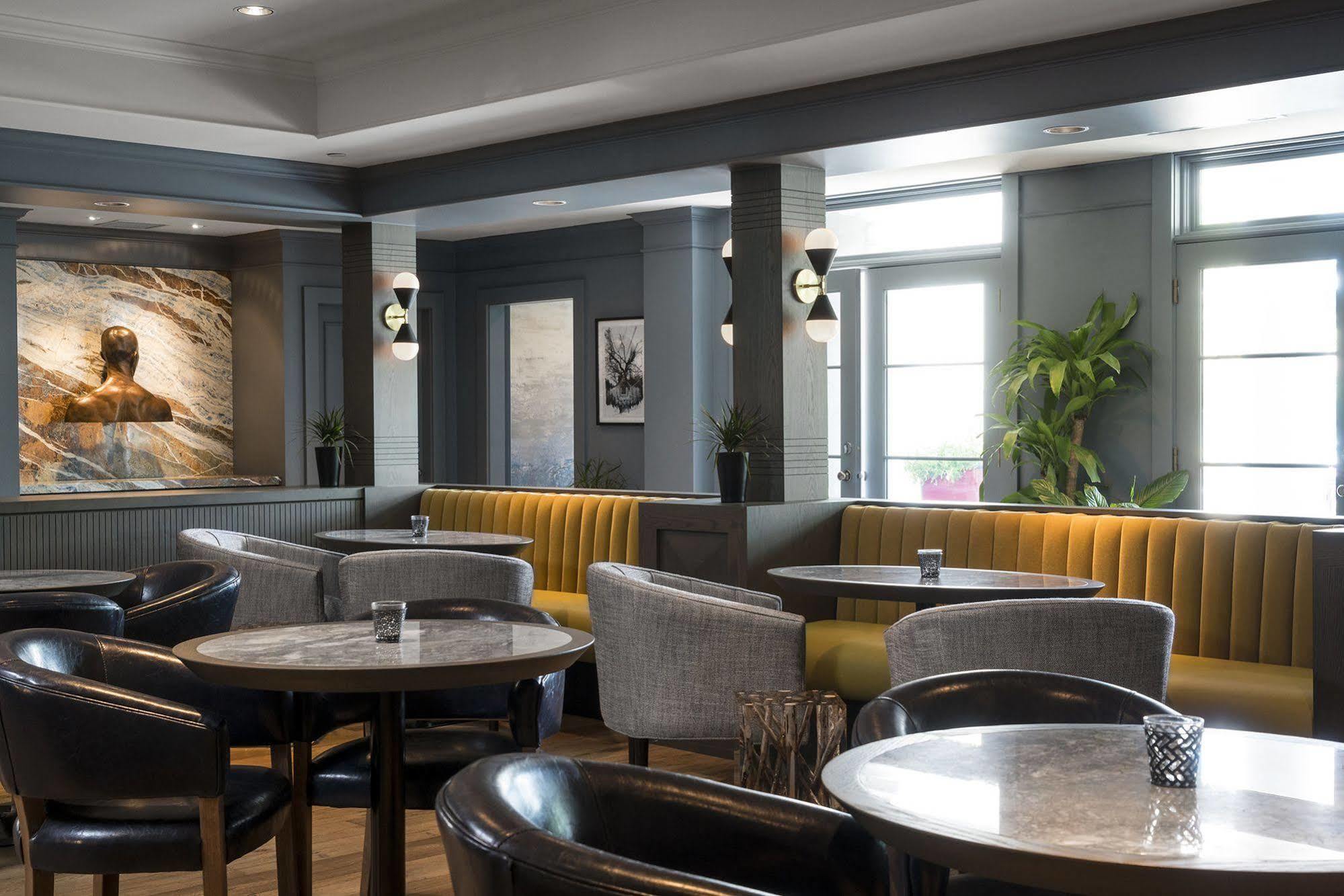Hotel Arts Kensington Calgary Extérieur photo